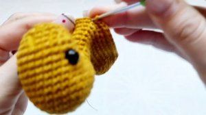 лошадка крючком / игрушка лошадка-качалка крючком