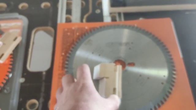 Разница в дисках, тест от нашего подписчика. Кстати, диски для FESTOOL делает LEITZ. смотреть онлайн