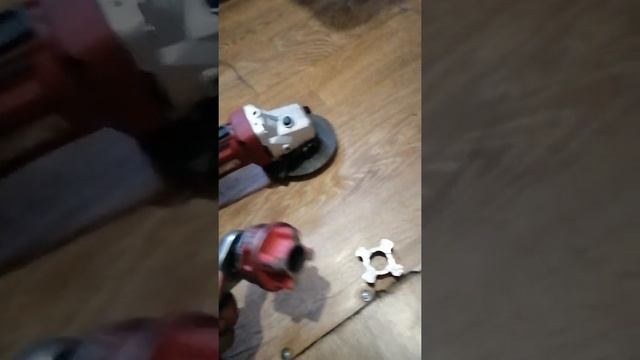 Клупп 1/2 для труднодоступных мест смотреть онлайн