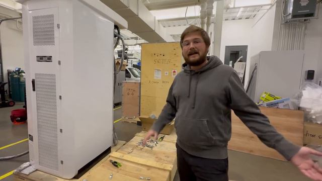 Unboxing Our New DC Fast Charger w/ Over 200kWh Of Battery Storage! - XCharge NZS смотреть онлайн