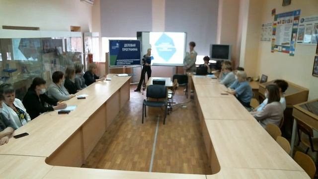 Проблемный семинар по развитию чемпионского движения «Молодые профессионалы» (Ворлдскилс Россия) смотреть онлайн