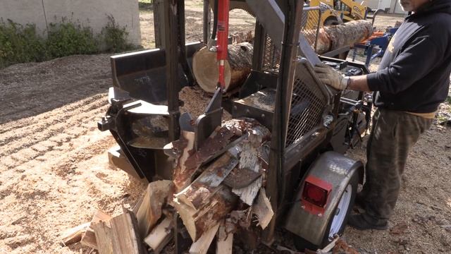 Test Run Range Road Beast Prototype Wood Processor смотреть онлайн