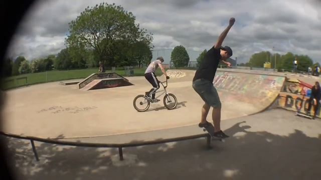 Skate Sundays #5 (Adam returns) смотреть онлайн