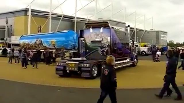 Выставка грузовиков смотреть онлайн