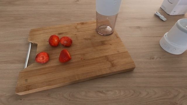Xiaomi Mijia Portable Juicer Cup смотреть онлайн