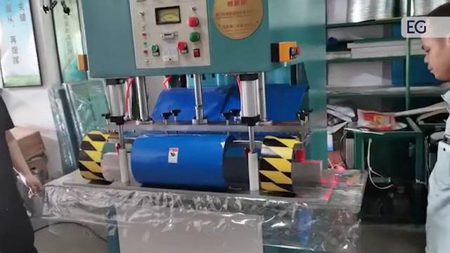 Установка для сварки тентовых конструкций HS-12 смотреть онлайн