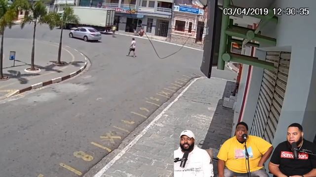 Total Idiots at work #3 (Reaction) смотреть онлайн