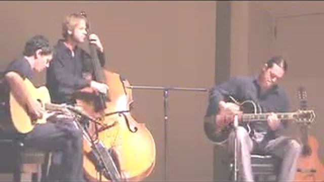 Caravan performs at the College of Charleston in 2002 смотреть онлайн