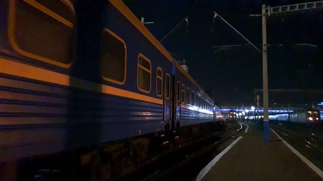 ?? Електровоз ЧС8-018 з поїздом EN 86 Белый Аист Київ-Мінськ