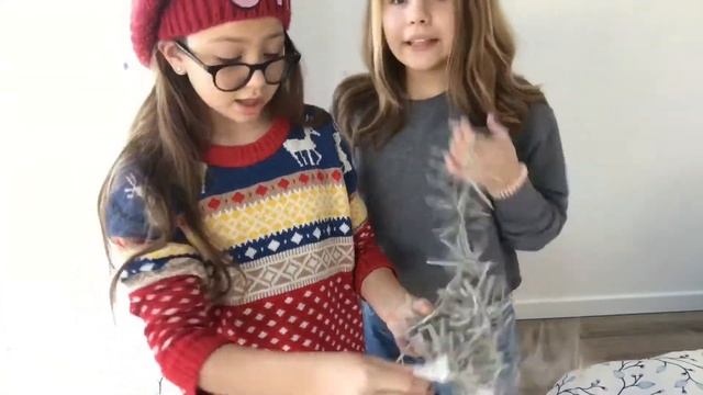 VLOGMAS:#3❄️УКРАШАЕМ ЁЛКУУУ? смотреть онлайн