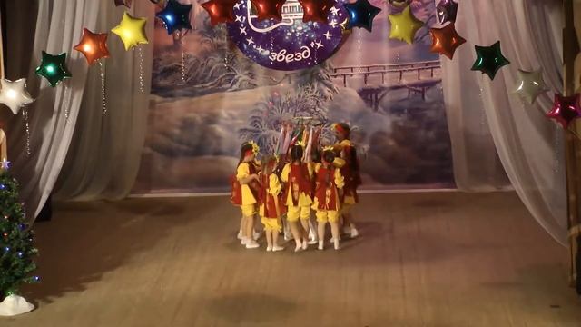 "Ярило" - ансамбль народного танца "Алтайские жарки" (рук. Полина Савинова) смотреть онлайн
