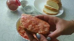 Это вкуснее чем беляши и никакой возни с тестом. Горячие бутерброды с фаршем на сковороде