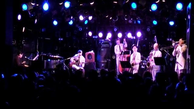 Bloodest Saxophone + 伊東ミキオ / Lynn Hope Cherry смотреть онлайн