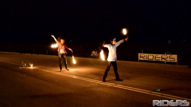 Fire-шоу на закрытии DRAG RACING 2015 сезона RIDERS смотреть онлайн