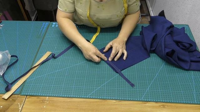 Обработка низа брюк с брючной тесьмой. смотреть онлайн