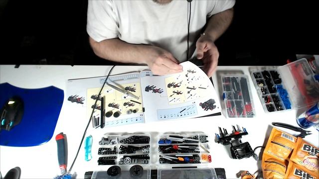 CaDA Master Super Car mit 3842 Teile - BlueBrixx® und CaDA Teil 1 смотреть онлайн