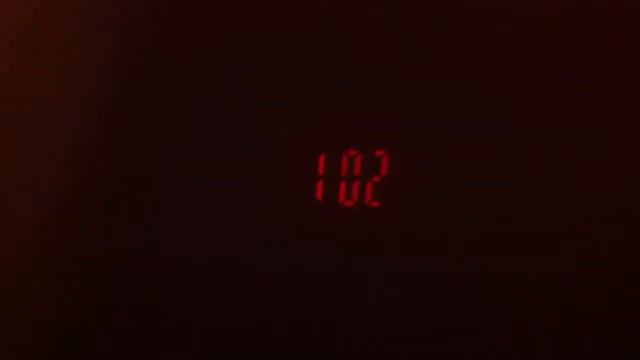 Часы с проекцией смотреть онлайн