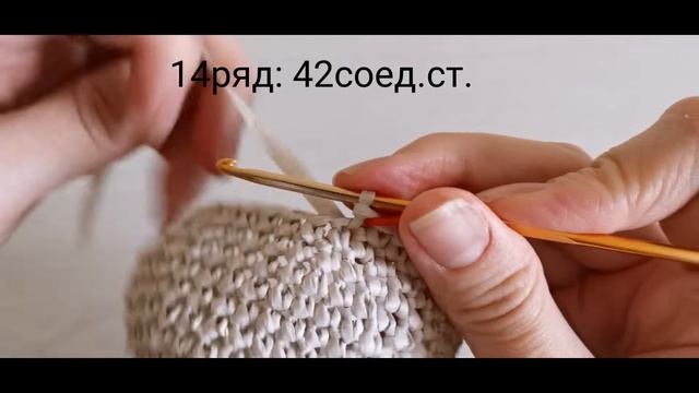 Шляпа для куклы крючком. Одежда для куклы крючком. смотреть онлайн