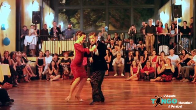 Yanina Quiñones & Neri Piliu 2/4 - Milonga - Francisco Canaro - Despues de quererla tanto смотреть онлайн