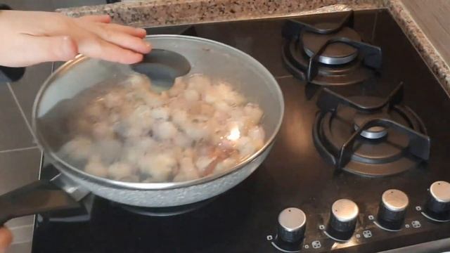 SOĞANLI MANTAR KAVURMASI / смотреть онлайн