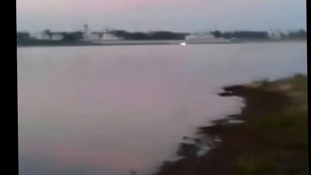 На снегоходе по реке Сухоне смотреть онлайн