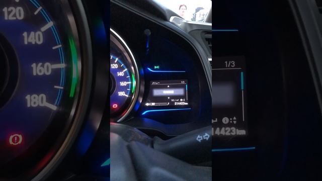 Как настроить часы на Honda Fit, Honda Vezell, Honda Shuttle и т.д. смотреть онлайн