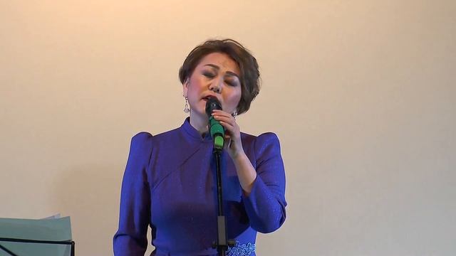 Буряад арадай дуун-исп. Бадма-Ханда Аюшеева