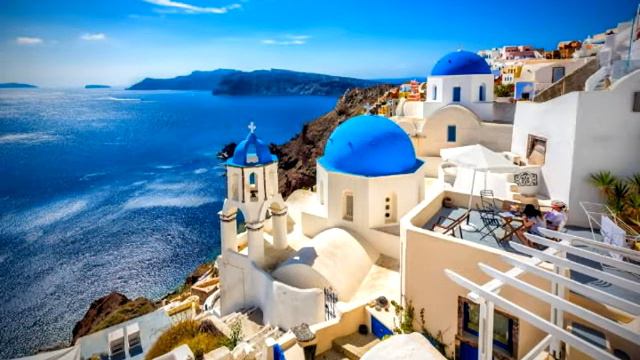 Российских туристов в Греции заменили отпускники с Балкан. смотреть онлайн