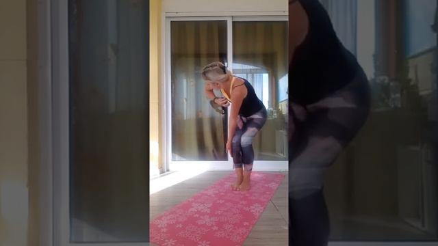 Практика йоги в Прямом Эфире смотреть онлайн