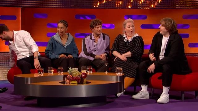 Lewis Capaldi Isn't Used To Seeing Jamie Dornan "Without A Whip" | The Graham Norton Show смотреть онлайн