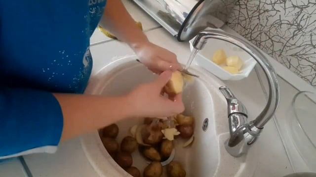 Уборка на кухне)). смотреть онлайн