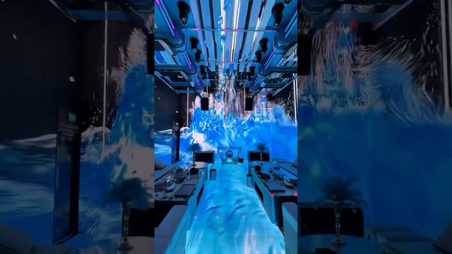 Комната непредсказуемых визуальных эффектов смотреть онлайн