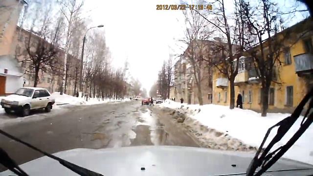 Дорога в центре Йошкар-Олы. смотреть онлайн