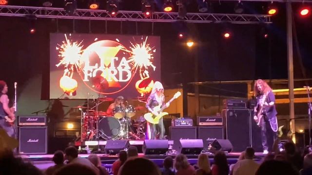 Lita Ford Concert Highlights - Marion, Ohio 9/10/2022 смотреть онлайн