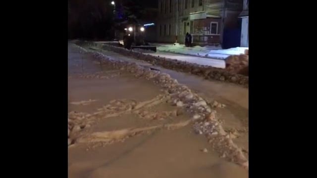 Город Маркс убирают от снега смотреть онлайн