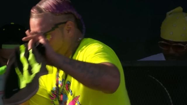 Riff Raff - Tip Toeing In My Jawwdinz (Live 2015 Vans Warped Tour) смотреть онлайн