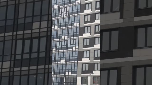 Замена холодного фасадного остекления по адресу: наб. Дудергофского канала 4/1. Балкон 1. смотреть онлайн