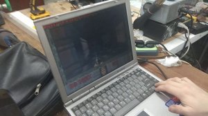Запуск DOOM на ноутбуке Roverbook Voyager B310L