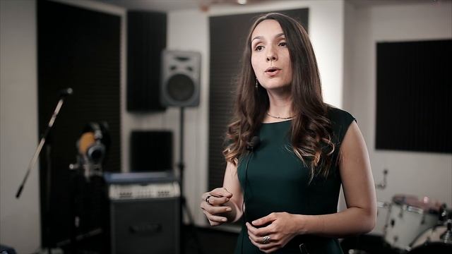 Мифы о вокале. Откуда берутся зажимы. Переходные ноты.Пение в речевой позиции. смотреть онлайн