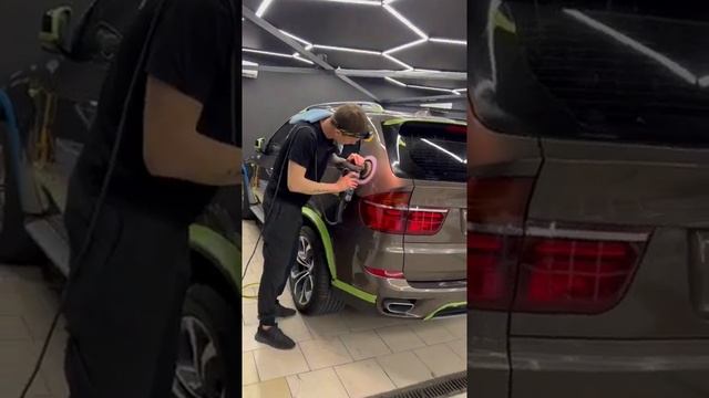 ДЕТЕЙЛИНГ, полировка кузова, нанесение керамических защитных составов и масса других услуг смотреть онлайн