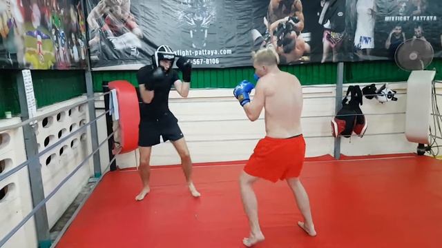 Бокс в Паттайе/3 смотреть онлайн