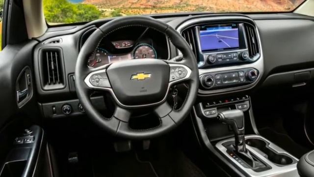 WOW AMAZING !!! 2019 Ford Ranger Raptor vs Chevy Colorado ZR2 смотреть онлайн