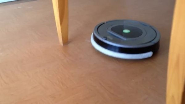 Демонстрация работы IRobot Roomba 780