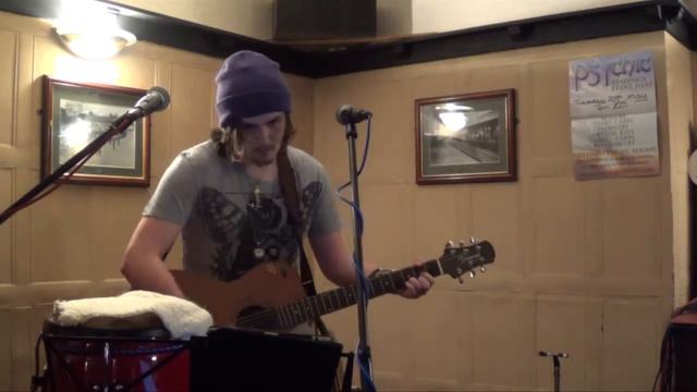 Zak "Hands" Robinson - The Acoustic Circus Open Mic Night 25.04.14 смотреть онлайн