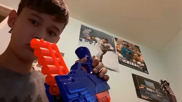 Guggle Trunslyte смотреть онлайн