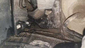 установка фаркопа Toyota Rav4