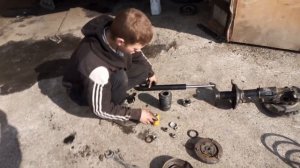 Решили заменить амортизаторы на москвиче 2141