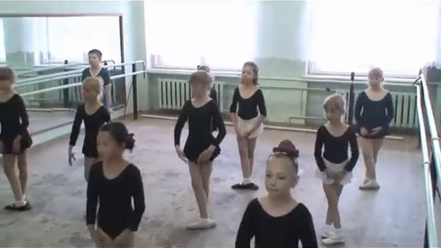 Детская школа искусств.Летняя творческая школа по хореографии.Младшая группа. смотреть онлайн