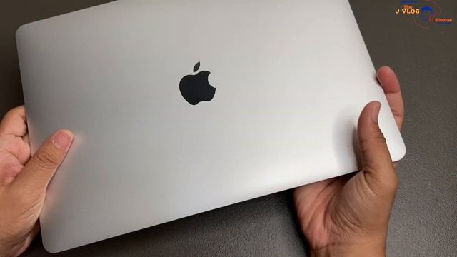 Macbook Pro M1 2020 Unboxing and Quick Look - Filipino | 8GB 256GB | смотреть онлайн