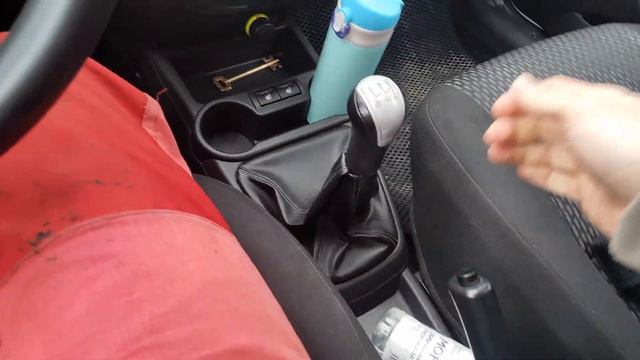 Работы нет. Создаю движуху, чтобы не скиснуть смотреть онлайн